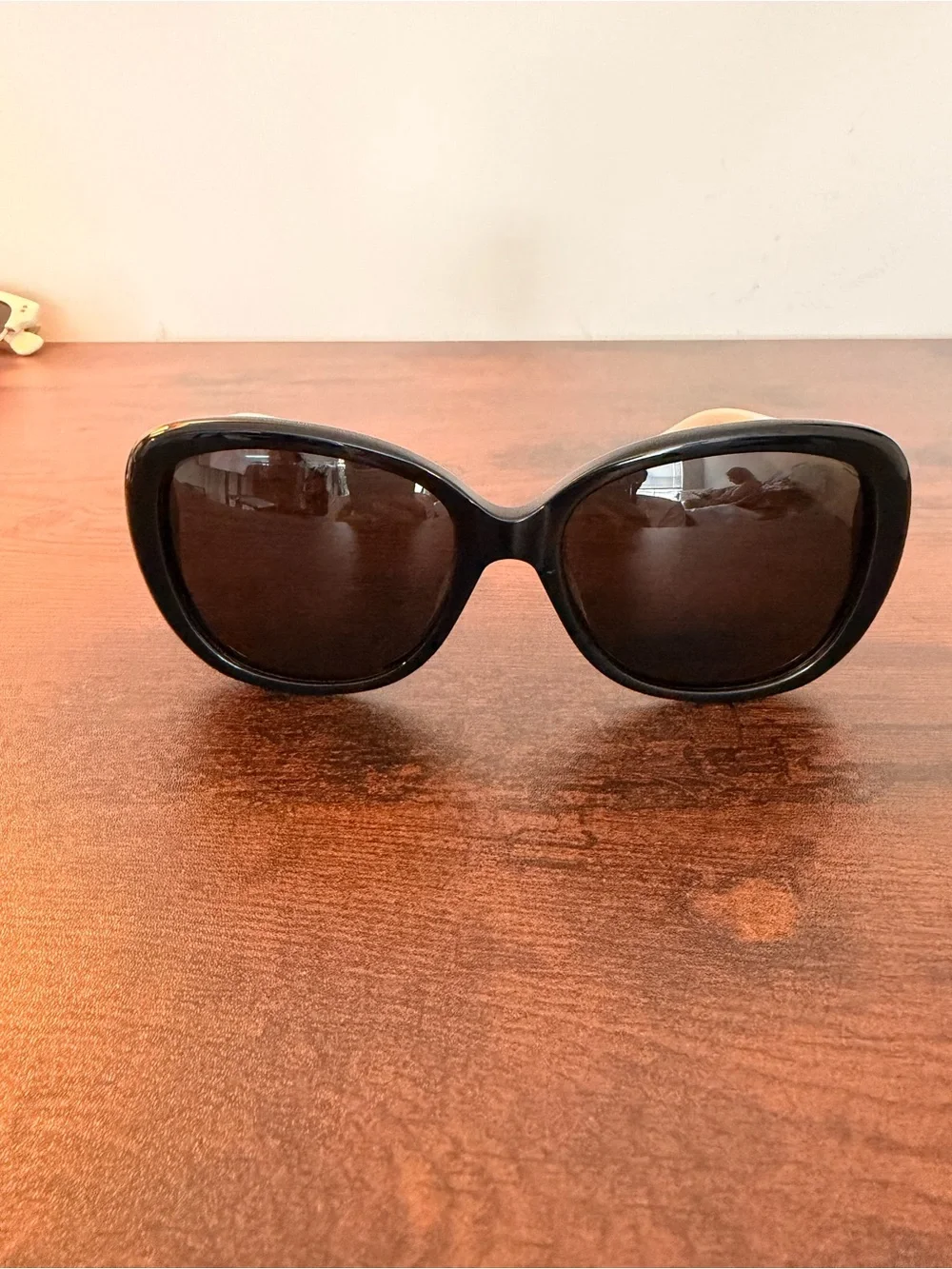 Kate Spade New York Hello Sunshine Polarized Cat Eye Sunglasses Black White
